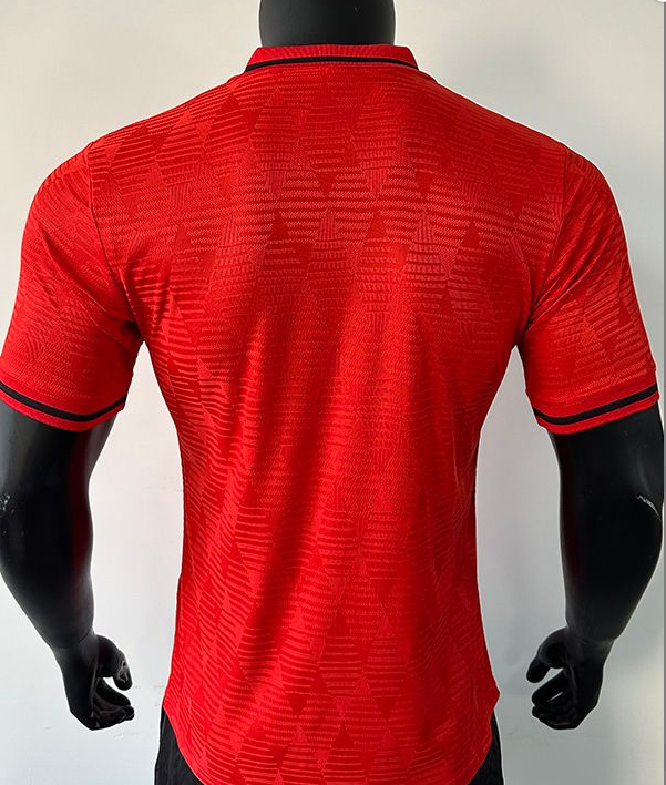 24-25 Bayern Red Special Edition Player Version Soccer Jersey *三叶草翻领