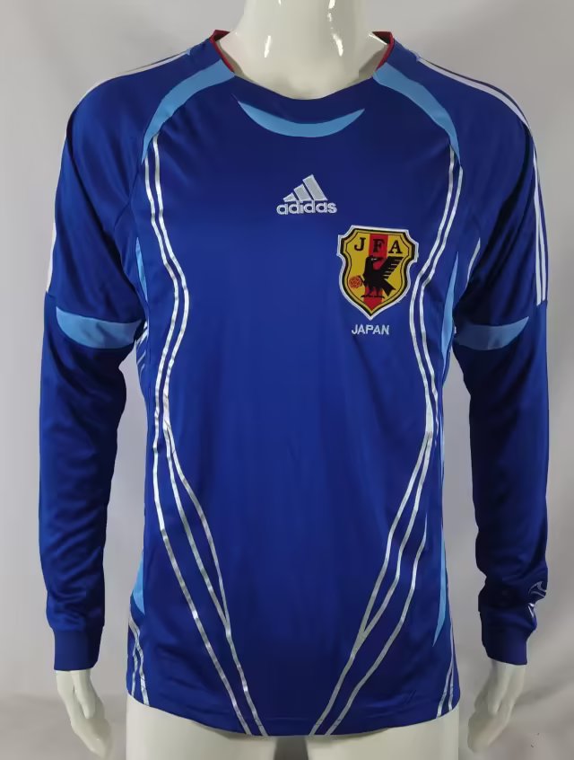 2006 Japan Away Long Sleeve Retro Soccer Jersey...