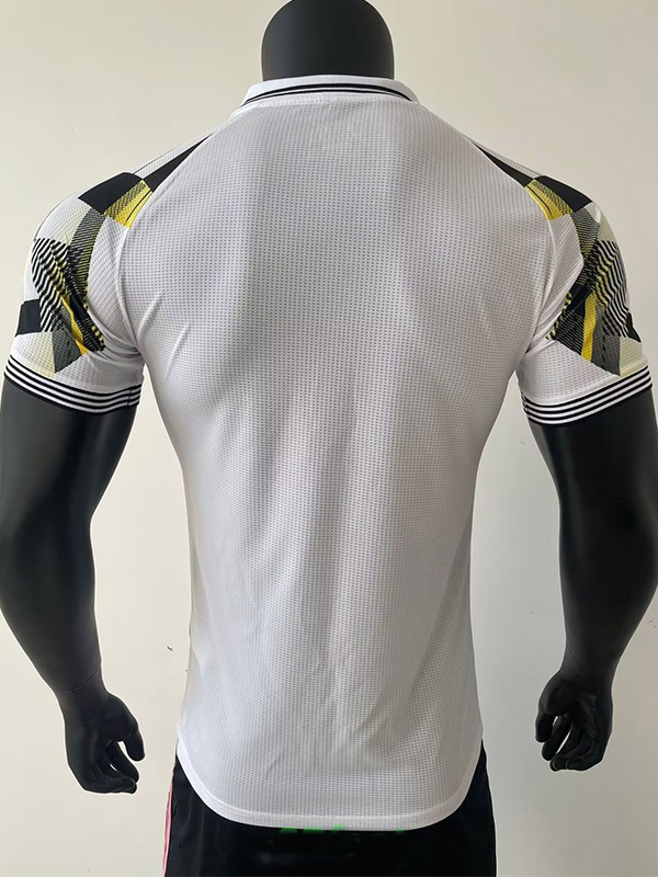25-26 RMA White Special Edition Player Version Training Shirts 黄袖边