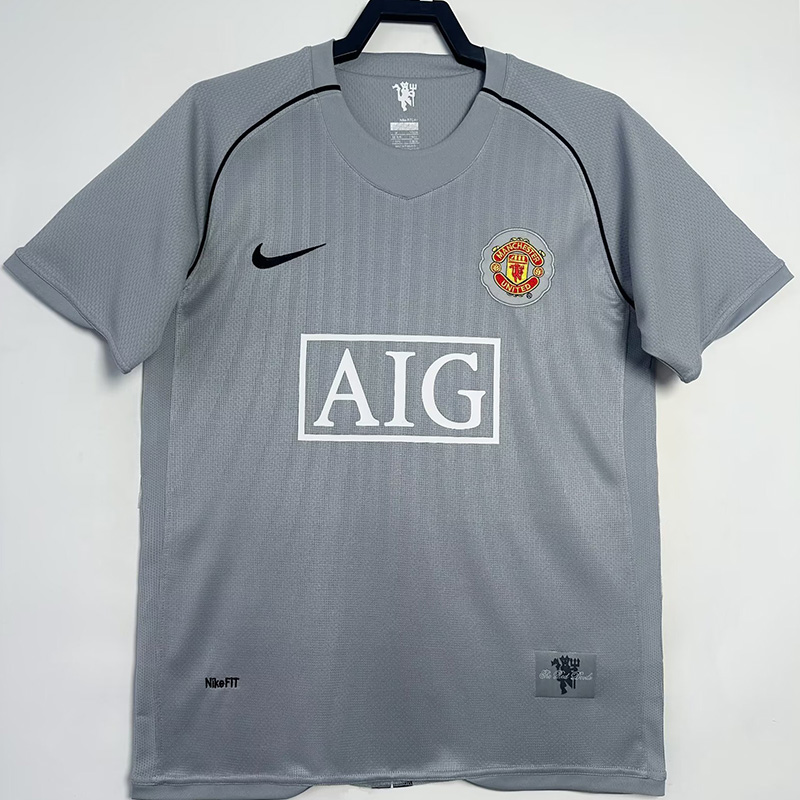 2007-2008 Man Utd Grey Goalkeeper Retro Soccer Jersey