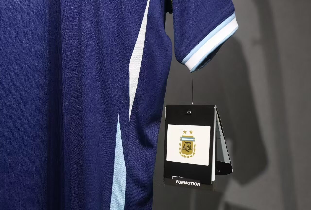 2006 Argentina Away Player Version 球员 Retro Soccer Jersey