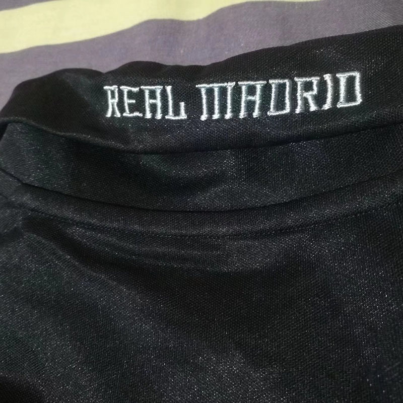 2009-2010 RMA Away Black Retro Soccer Jersey