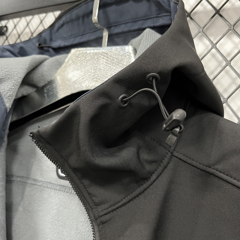 2025 USA NK Black Outdoor Jackets # RK904冲锋衣