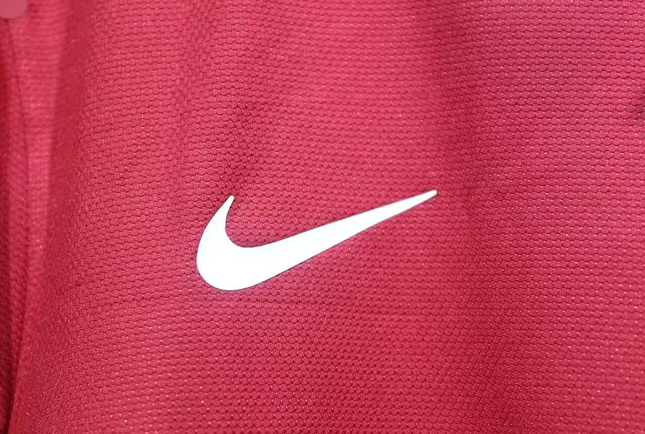 2012 Portugal Home Player Version 长袖球员 Long Sleeve Retro Soccer Jersey