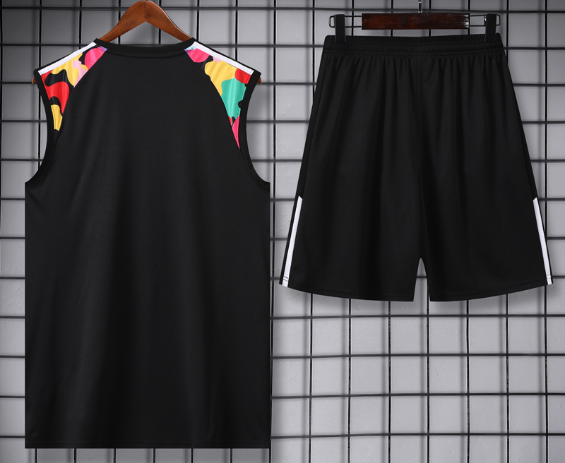 24-25 Man Utd Black Tank top and shorts suit