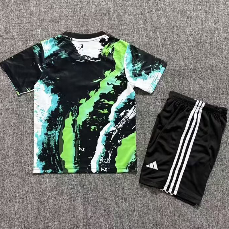 25-26 RMA Black green Special Edition Kids Training