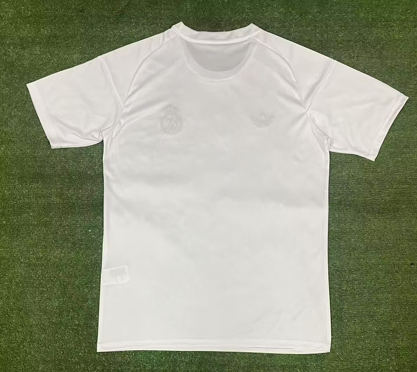 24-25 RMA White Special Edition Training Shirts *三叶草黑标