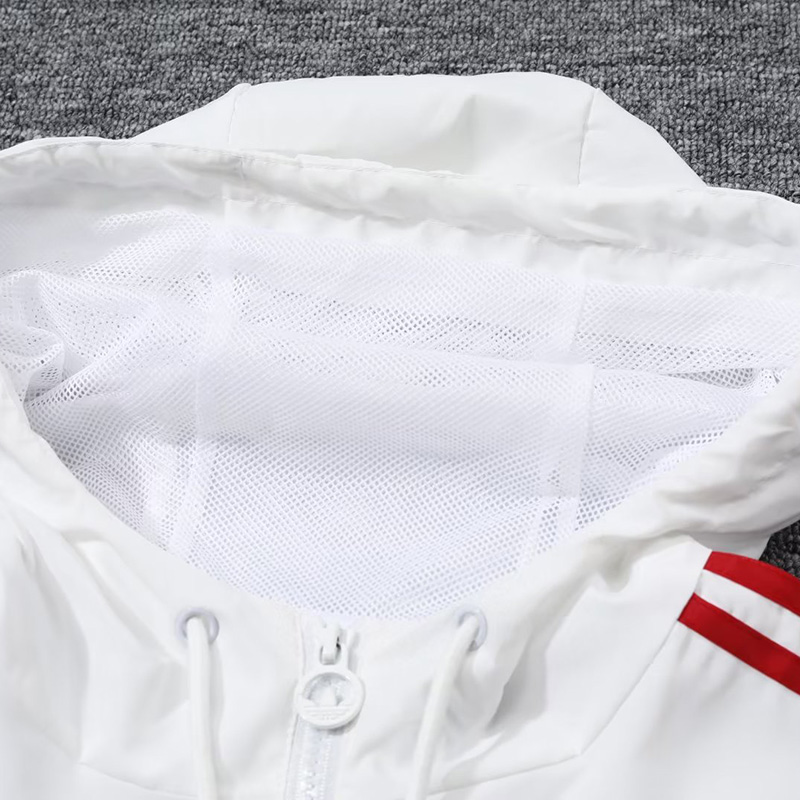 23-24 Man Utd White Windbreaker