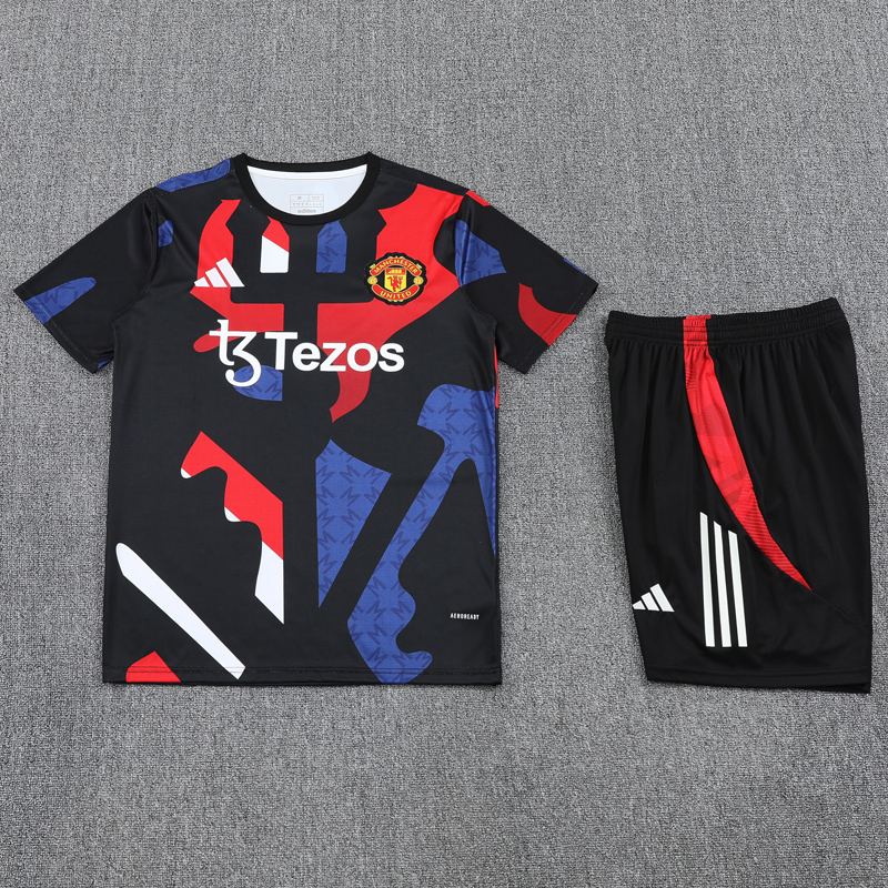 25-26 Man Utd Black Training Short Suit