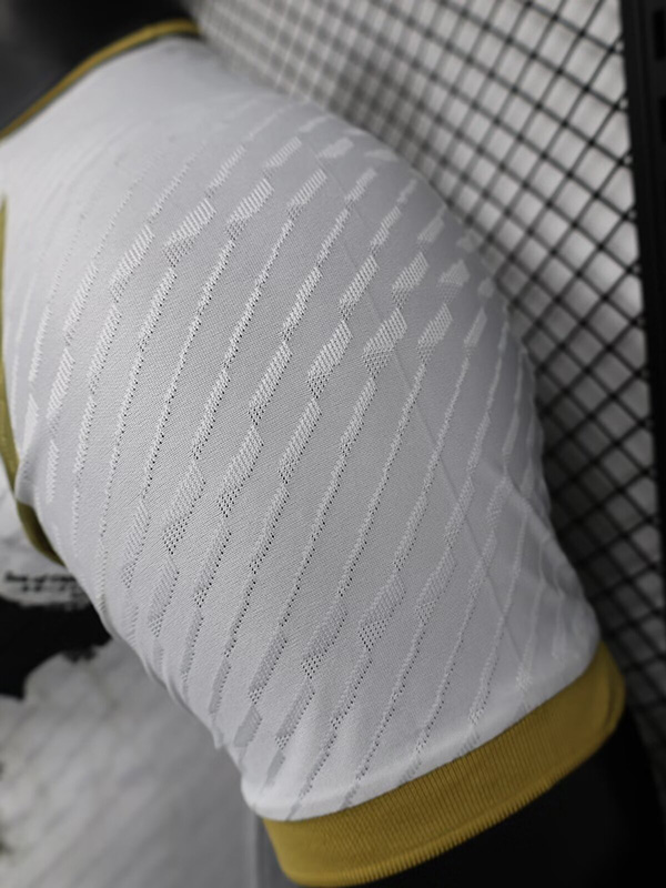 24-25 Japan White Special Edition Player Version Soccer Jersey *