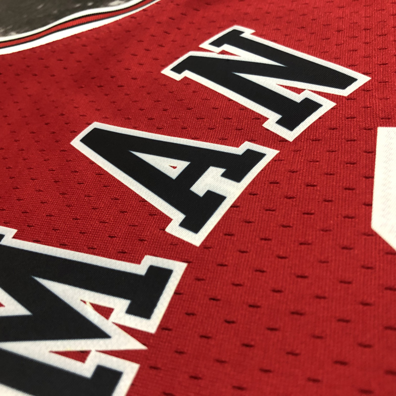 1998 BULLS RODMAN #91 Red Retro Top Quality Hot...