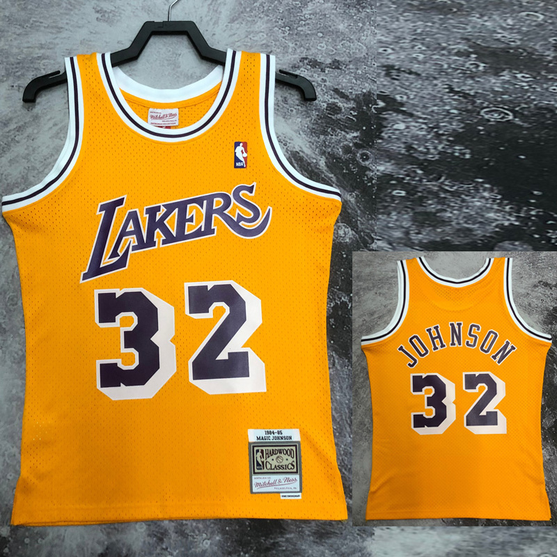 1984-85 LAKERS JOHNSON #32 Yellow Retro Top Qua...