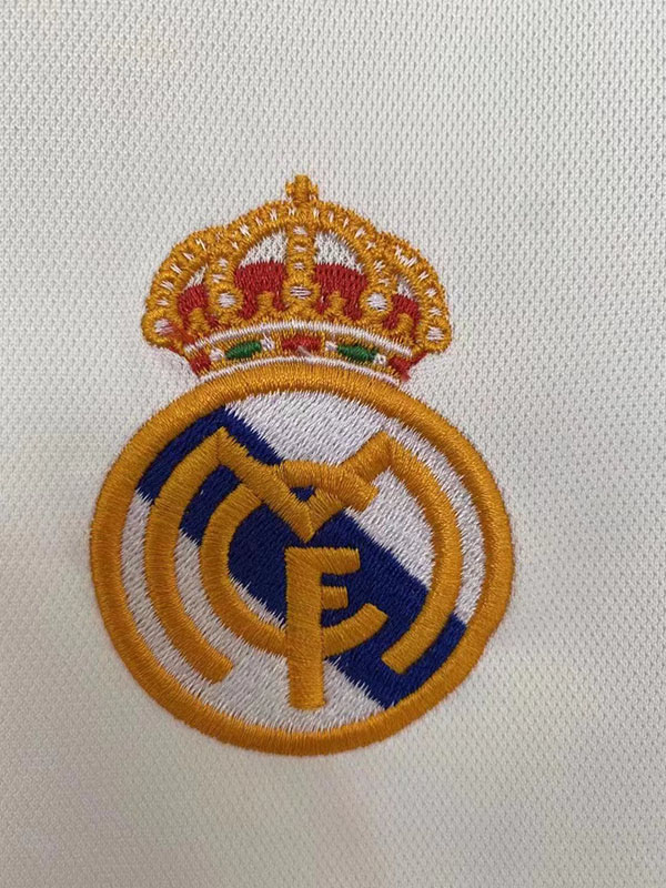 2000-2001 RMA Home Retro Soccer Jersey