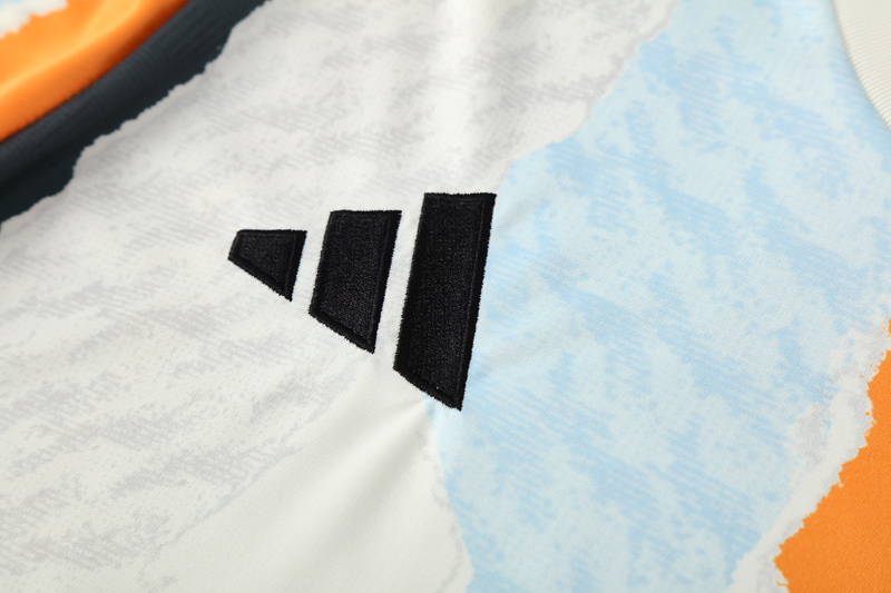 25-26 RMA White Training Short Suit