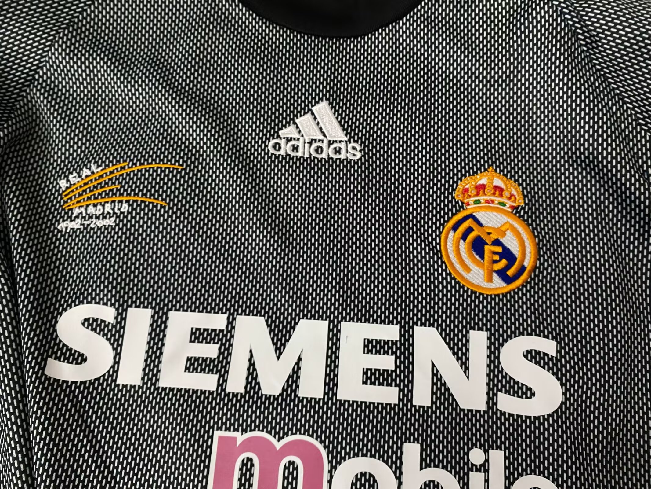 2002-2003 RMA Goalkeeper Retro Soccer Jersey