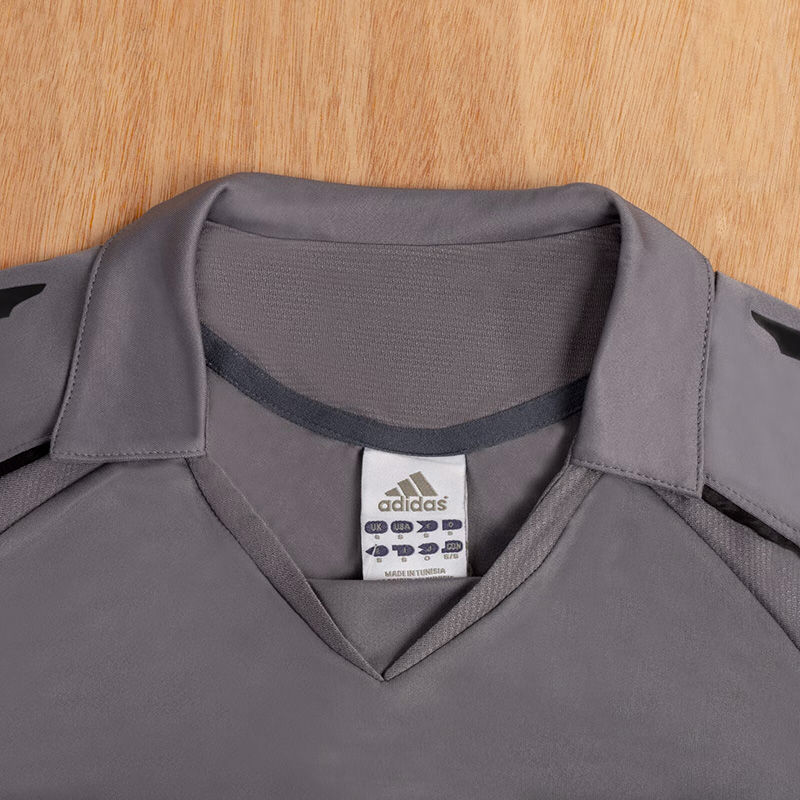 2005-2006 RMA Third Retro Soccer Jersey