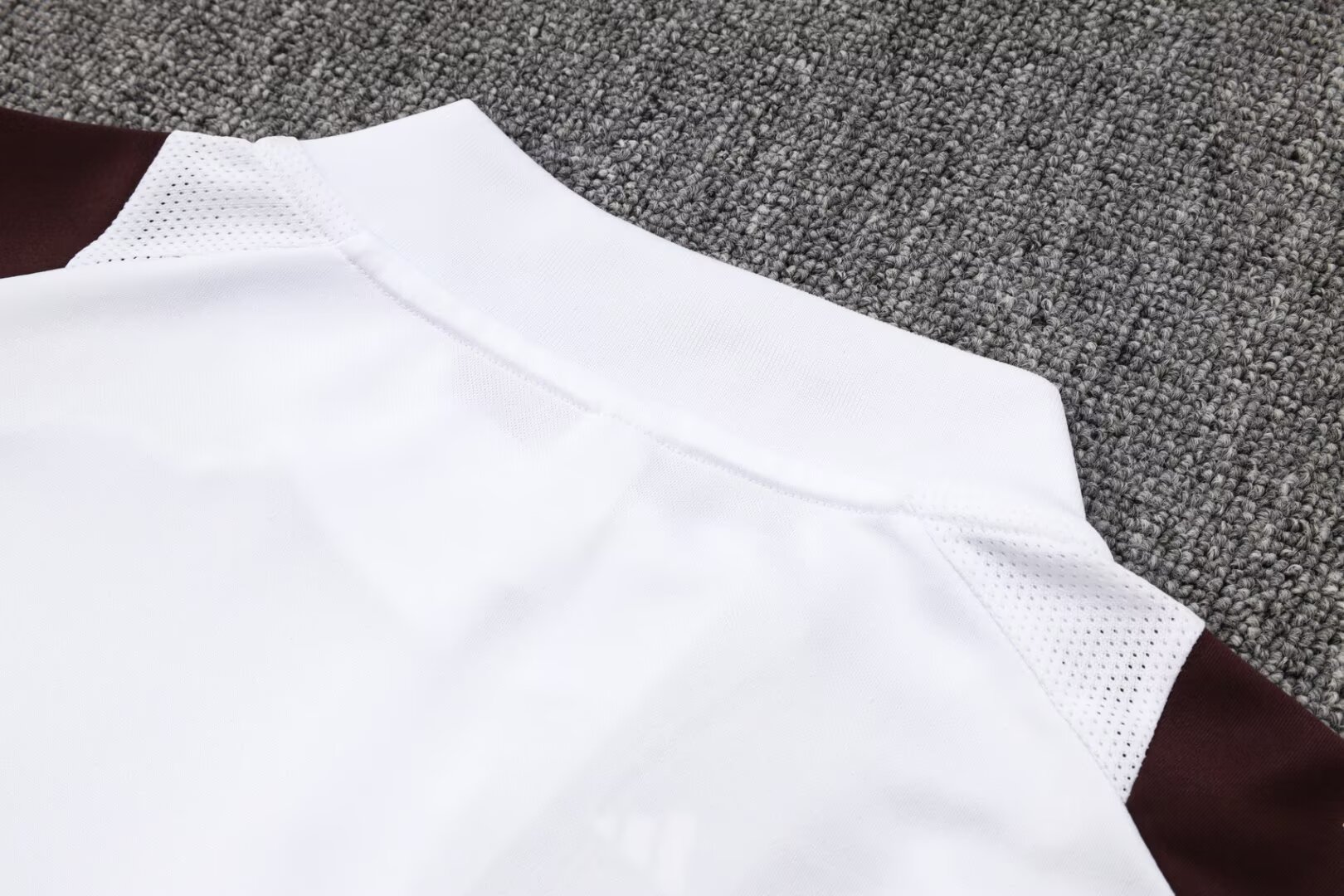 24/25 Bayern Munich Training White  1:1 Quality Training Jersey