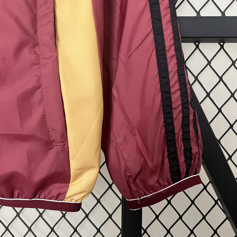24-25 Belgium Red & Khaki Double Sided Windbreaker (双面风衣)