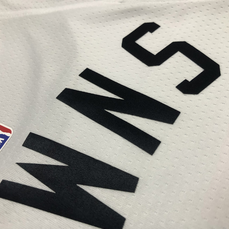 22-23 TIMBERWOLVES TOWNS #32 White City Edition...