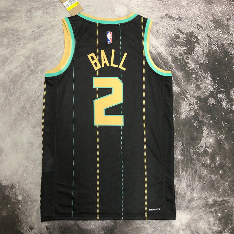 22-23 HORNETS BALL #2 Black City Edition Top Qu...