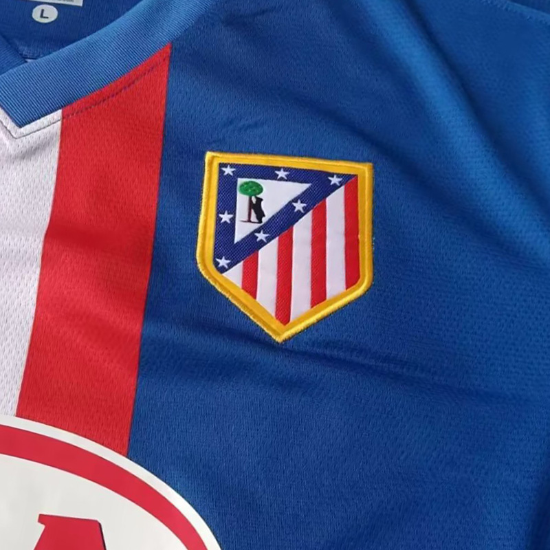 2010-2011 ATM Away Retro Soccer Jersey (带章)