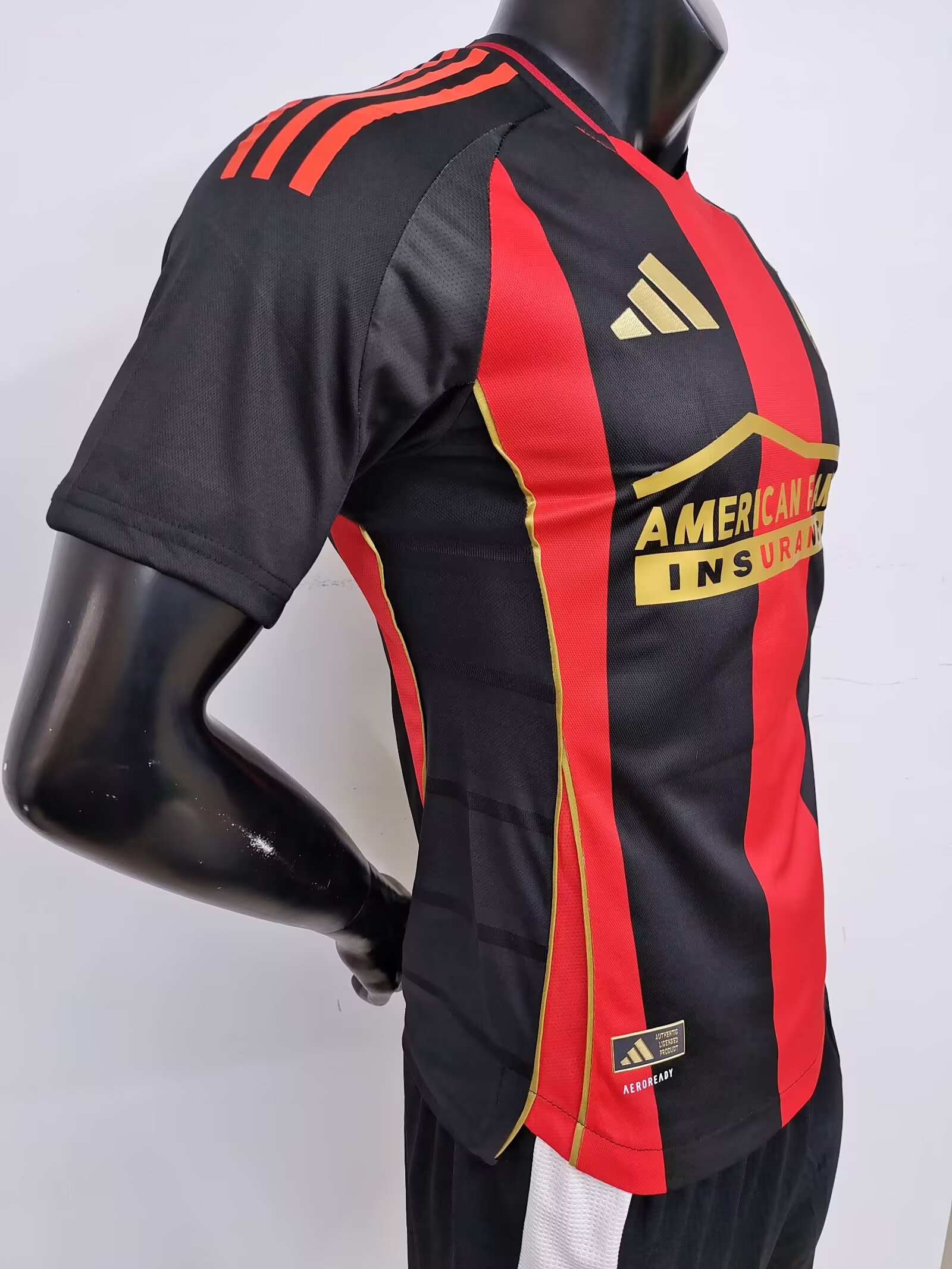 25-26 Atlanta United Home Player Version Soccer Jersey