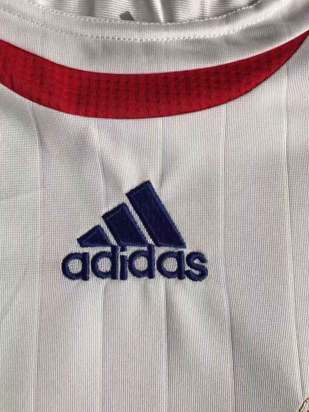 2006France Away White Retro Soccer Jersey(带胸前小字)