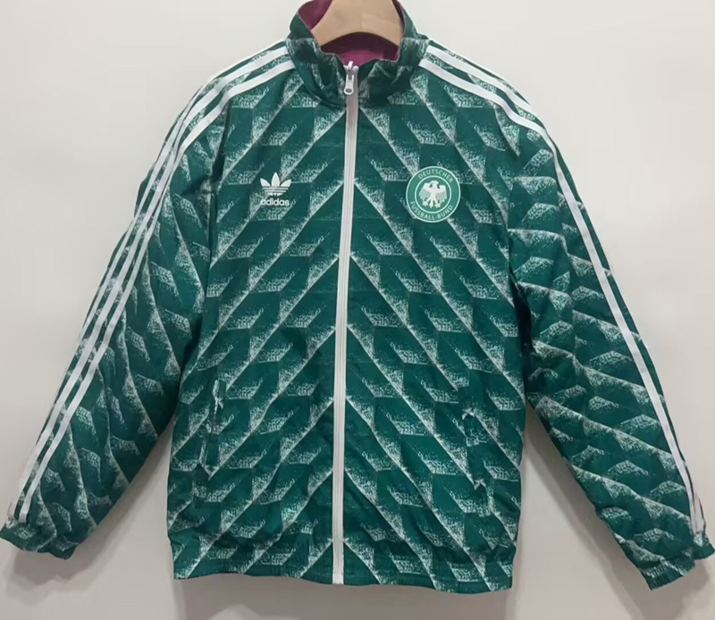 24-25 Germany Green & Pink Double Sided Windbreaker (双面风衣)