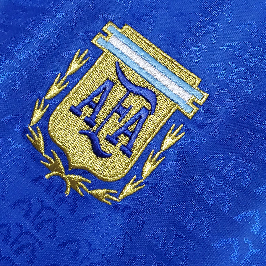 1994 Argentina Away Retro Soccer Jersey (钢印纹)