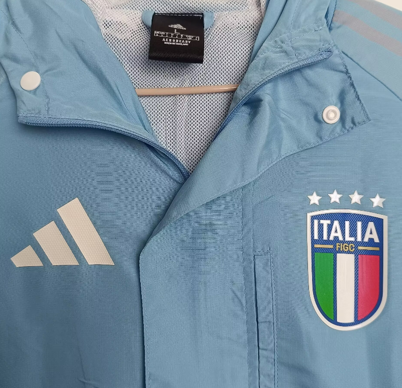 24-25 Italy Light blue Windbreaker