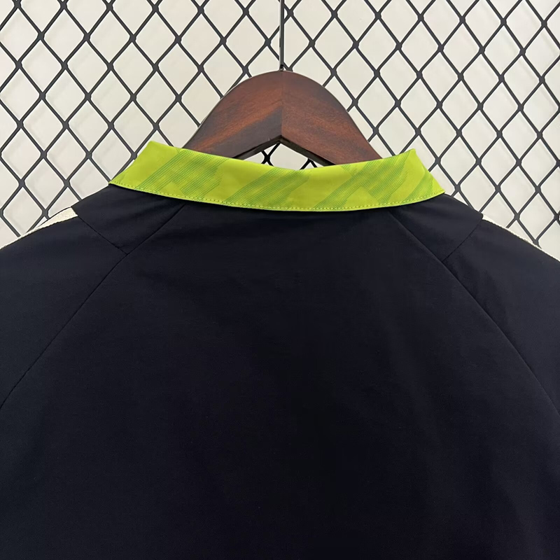 2024 Man Utd Black & Green Double Sided Windbreaker (双面风衣)