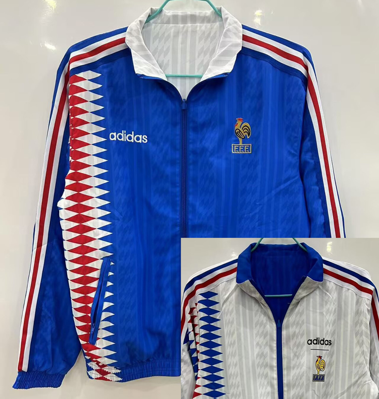 25-26 France Blue & White Double Sided Windbreaker (双面风衣)