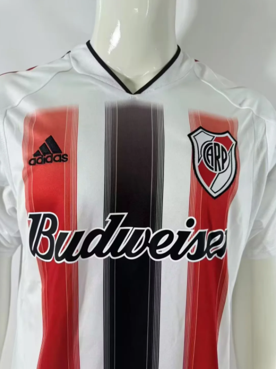 2004-2005 River Plate Third Retro Soccer Jersey