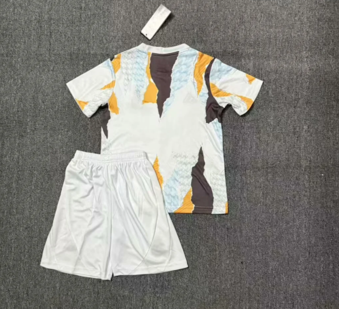 24-25 RMA White training Kids Soccer Jersey