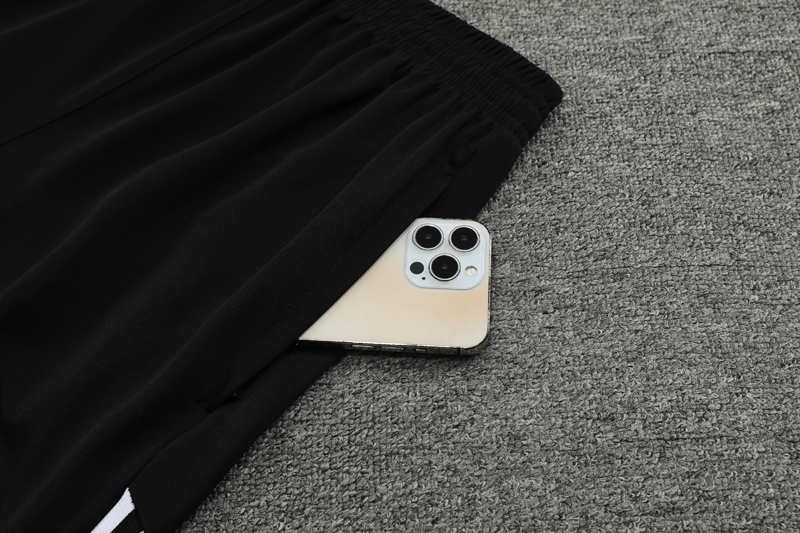 24-25 Man Utd White Tank top and shorts suit