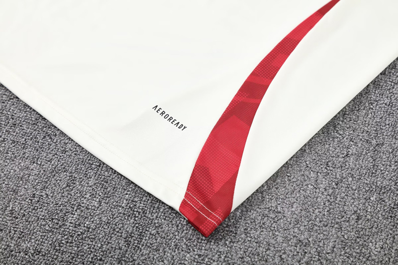 25-26 Man Utd White Tank top and shorts suit