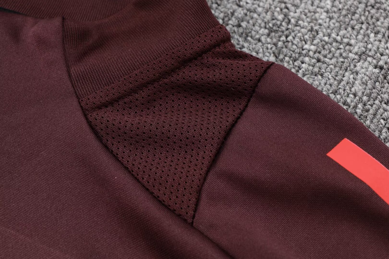 24/25  Bayern Munich Training  1:1 Quality Training Jersey