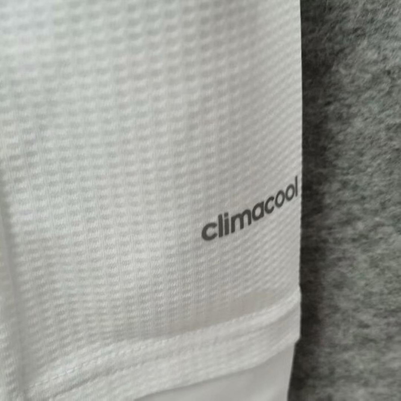 2015-2016 RMA Home Retro Soccer Jersey