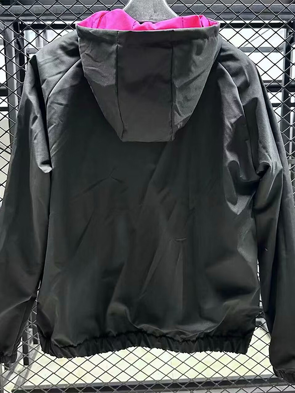 25-26 CHE Black Windbreaker