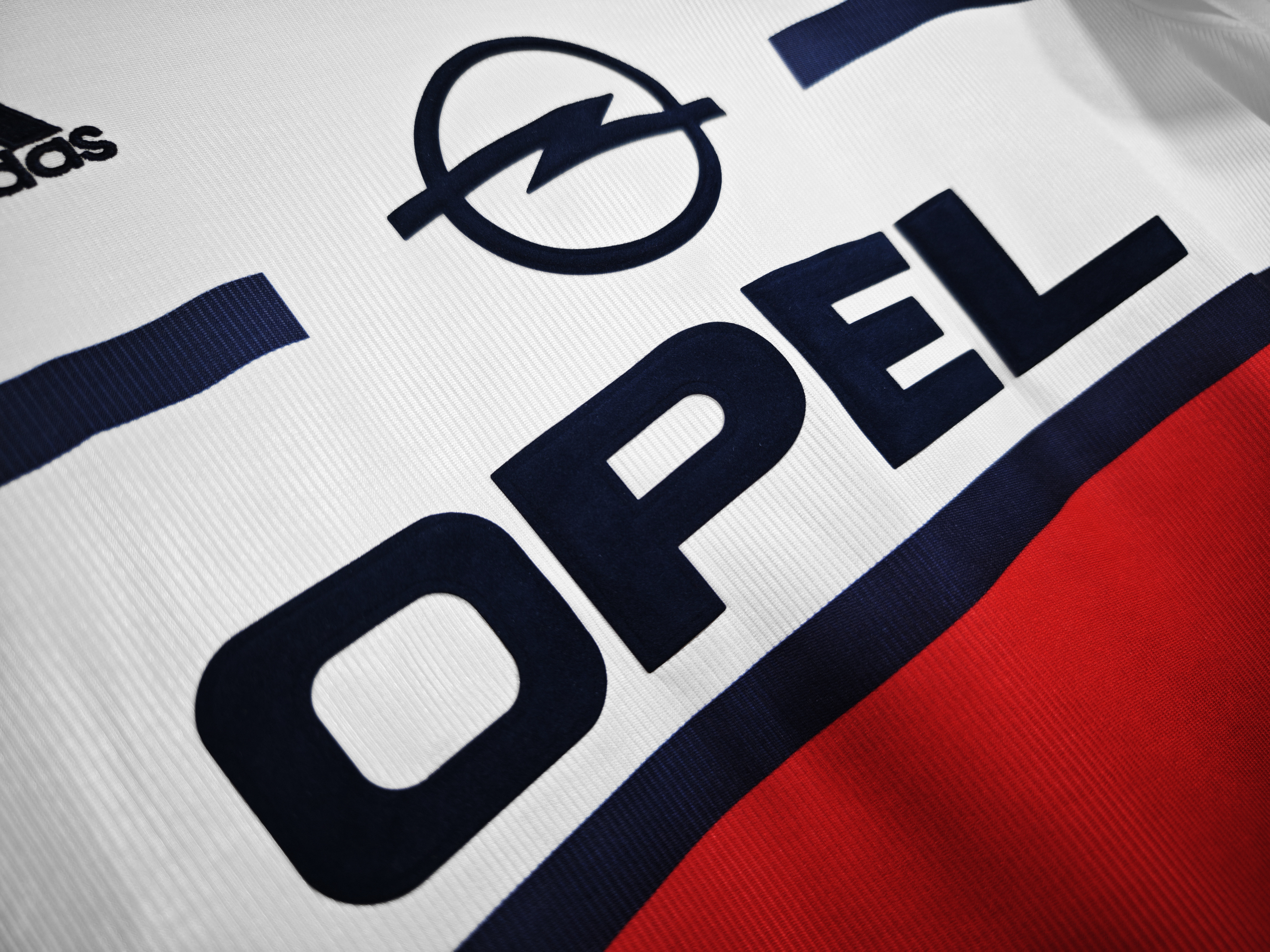 1998-2000  Bayern away Retro  Soccer Jersey