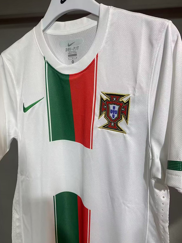 2010 Portugal Away Player Version 球员 Retro Soccer Jersey