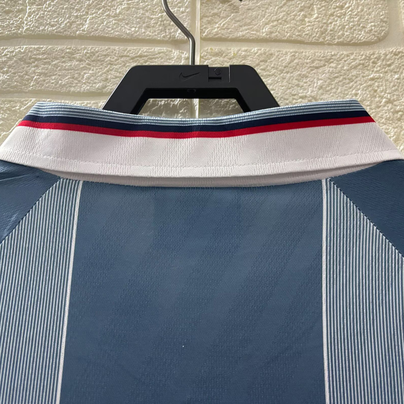 1996 England Away Retro Long Sleeve Soccer Jersey (长袖)