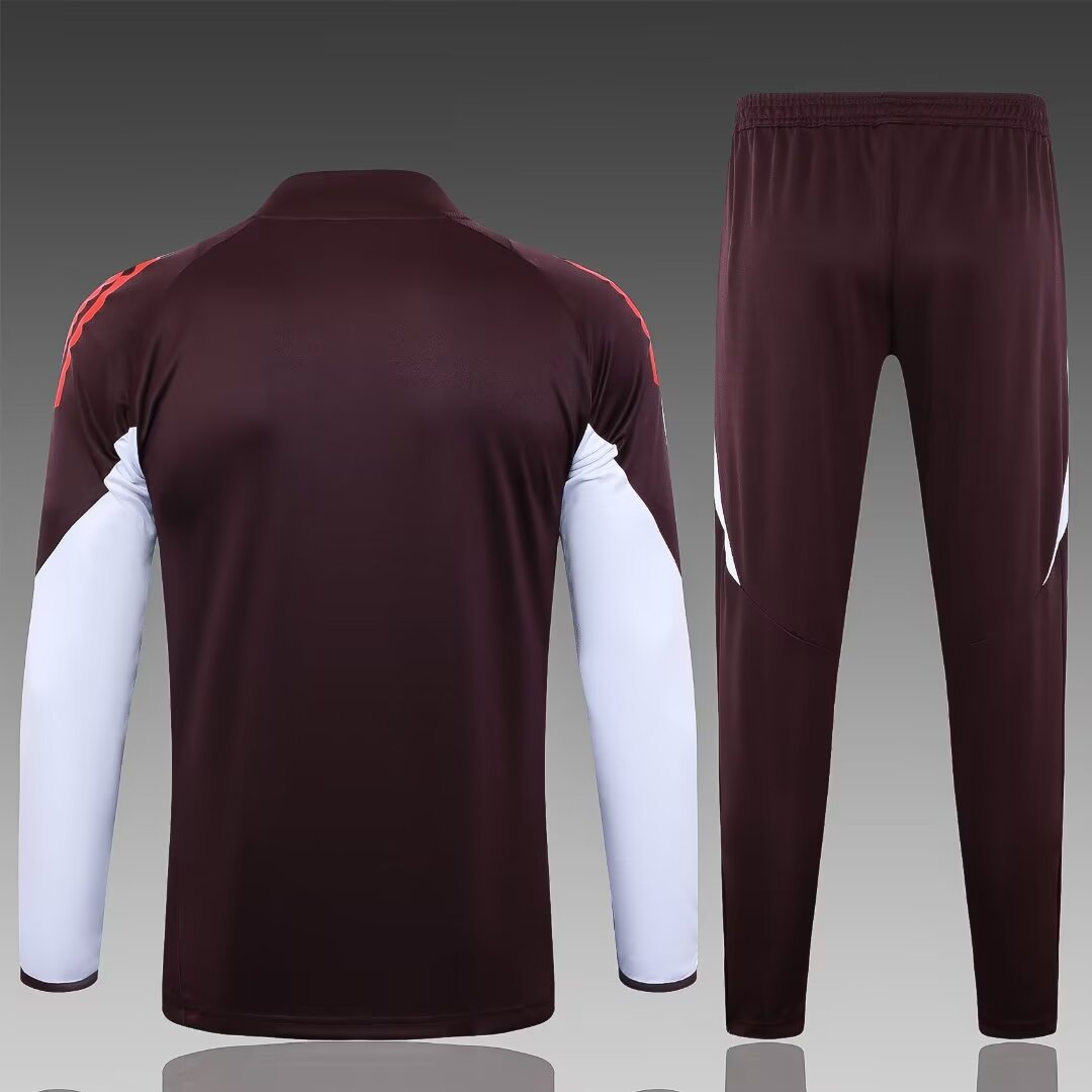 24/25  Bayern Munich Training  1:1 Quality Training Jersey