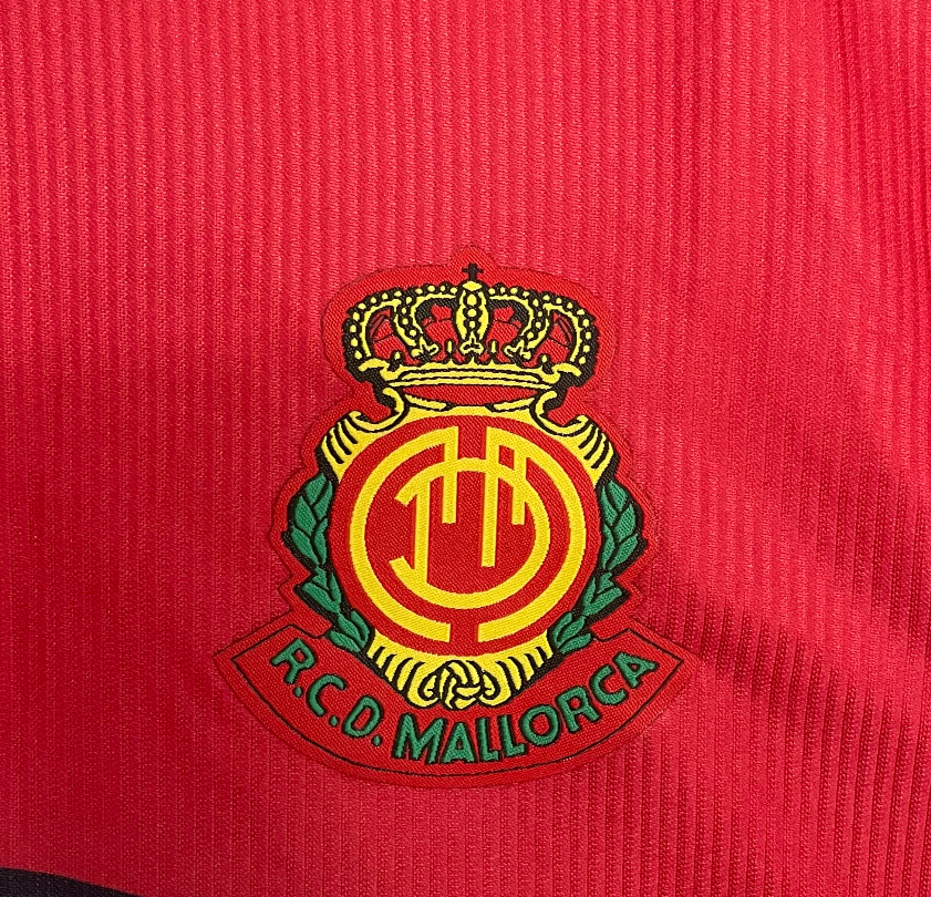 2000-2001 Mallorca Home Retro Soccer Jersey (带章)