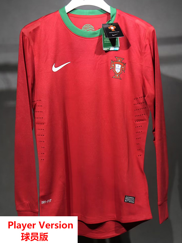 2012 Portugal Home Player Version 长袖球员 Long Sleeve Retro Soccer Jersey