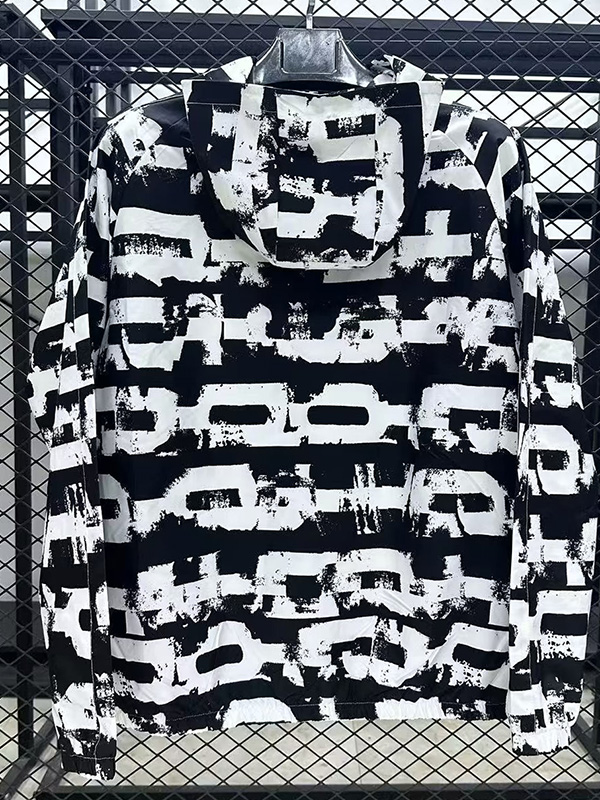 25-26 BAR  Black White Windbreaker
