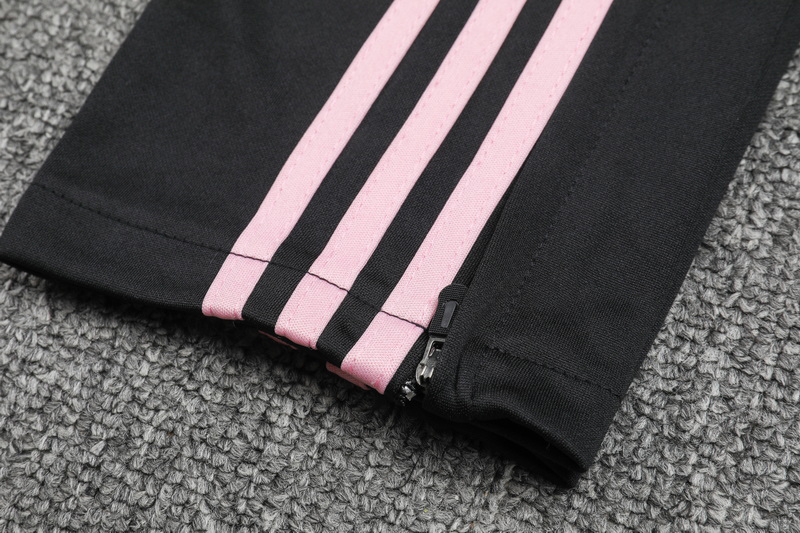 2024 Japan Black Half Pull Tracksuit (半拉链)(匹印)