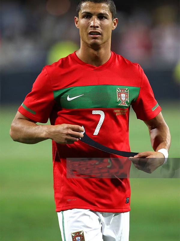 2010 Portugal Home Player Version 球员 Retro Soccer Jersey