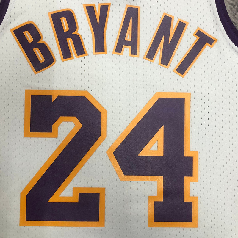 2009-10 LAKERS BRYANT #24 White Retro Top Quali...
