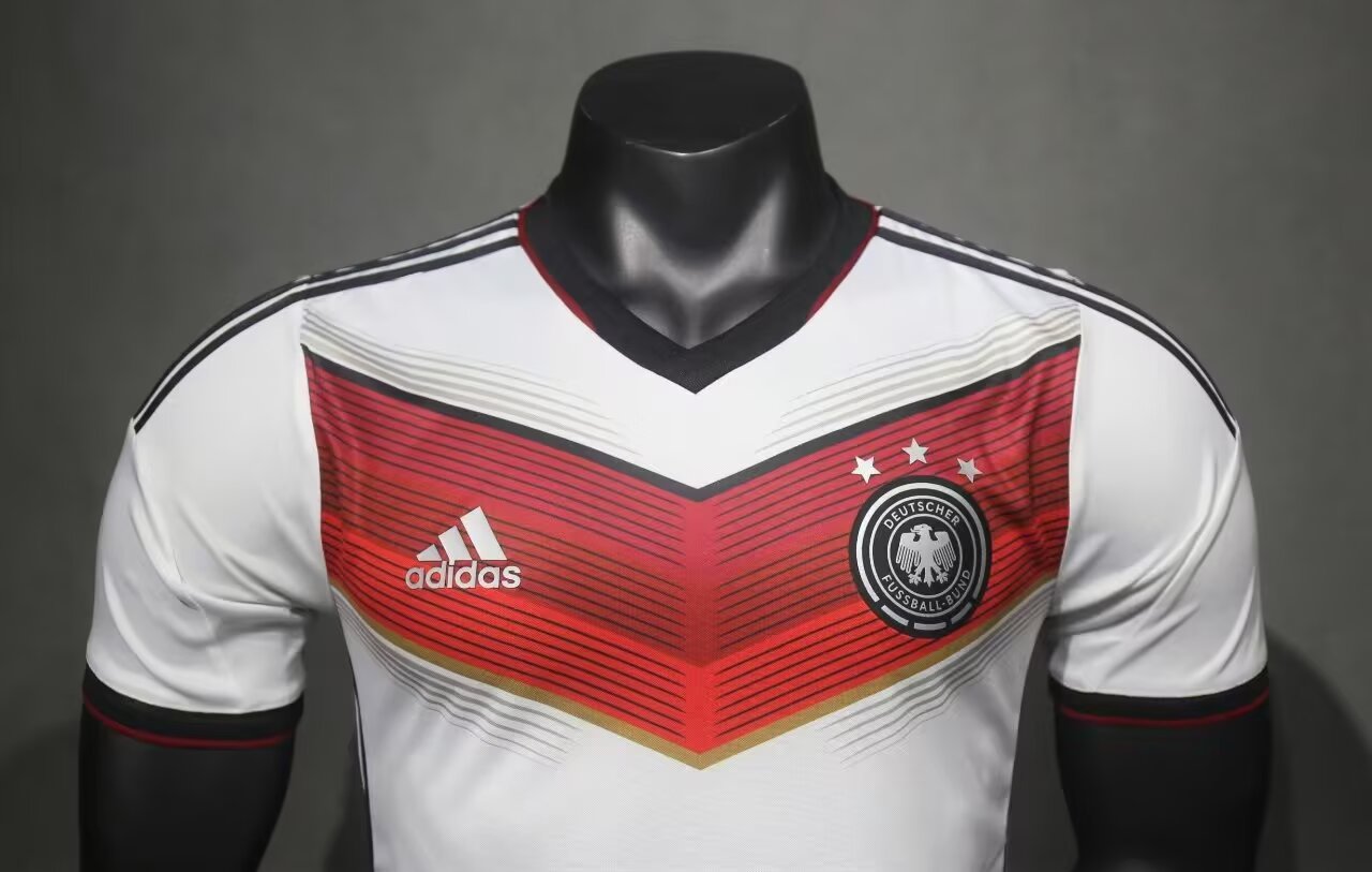 2014 Germany Home Player Version 球员 Retro Soccer Jersey (3 星)